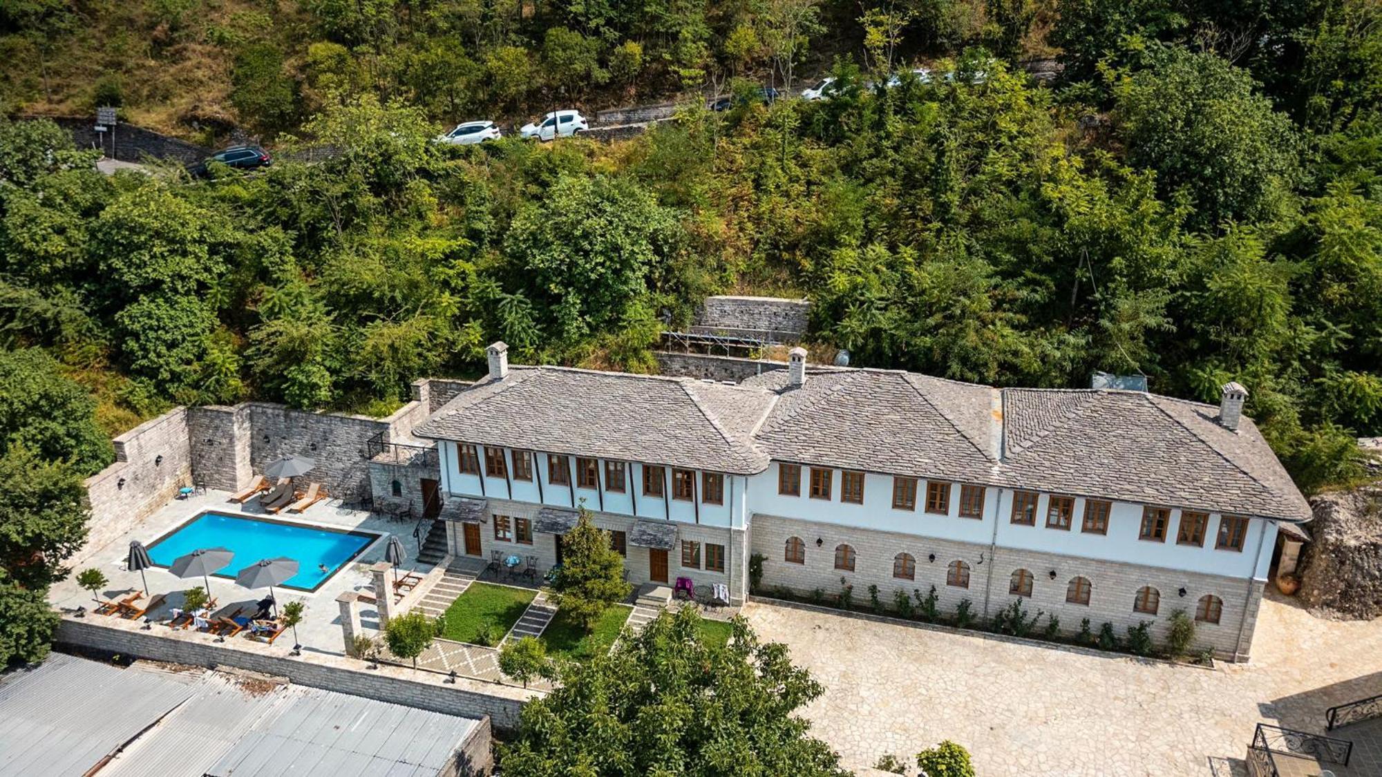 Rose Garden Hotel Gjirokastër Exterior foto